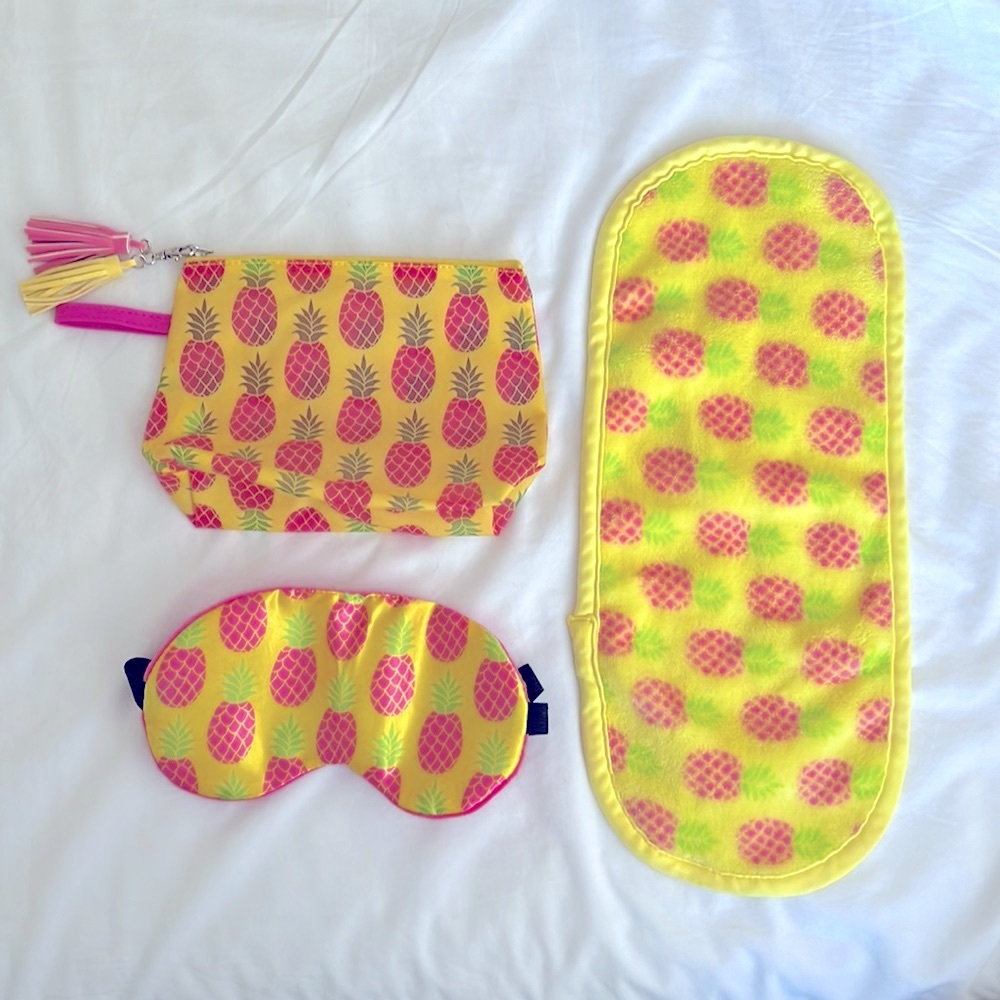 MakeUp Eraser Pineapple Print with Face Mask and Makeup Bag